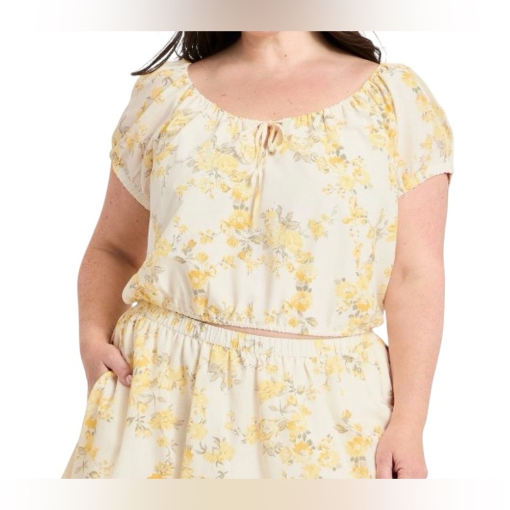 A New Day Short Puff Sleeve Tie Top Sz 2X NWT